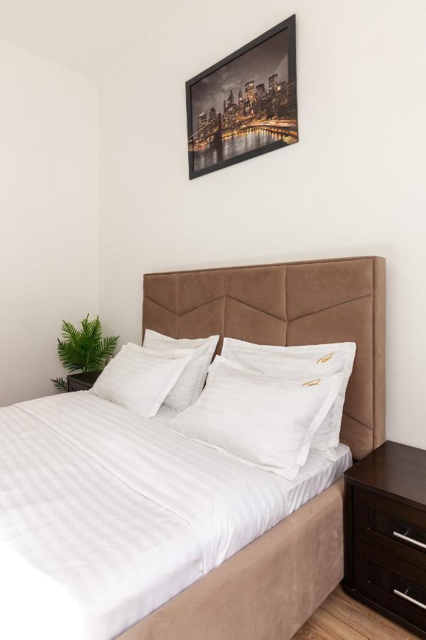 Avangard Liberty Avenue Apart Lviv Ngoại thất bức ảnh