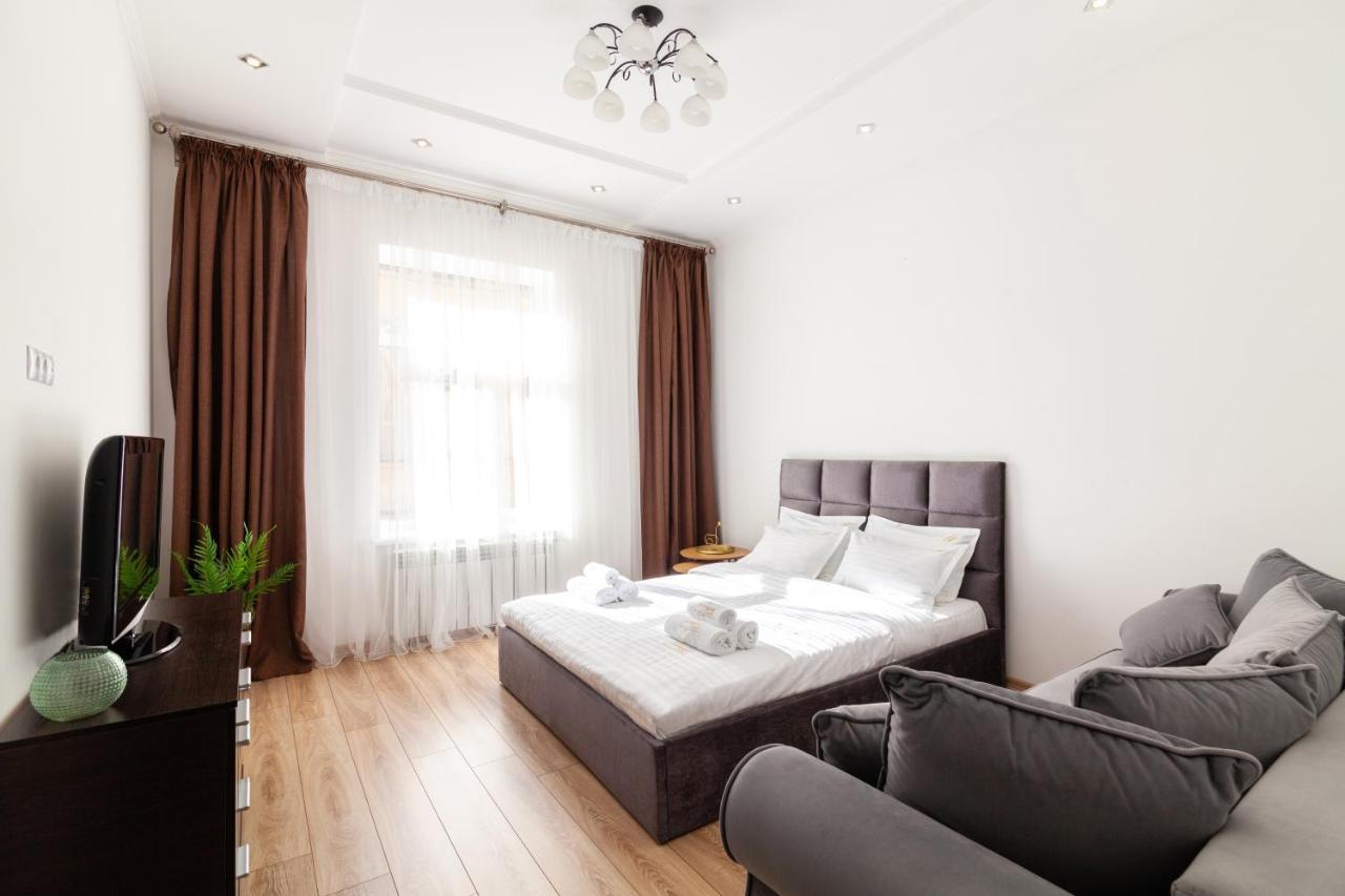 Avangard Liberty Avenue Apart Lviv Ngoại thất bức ảnh