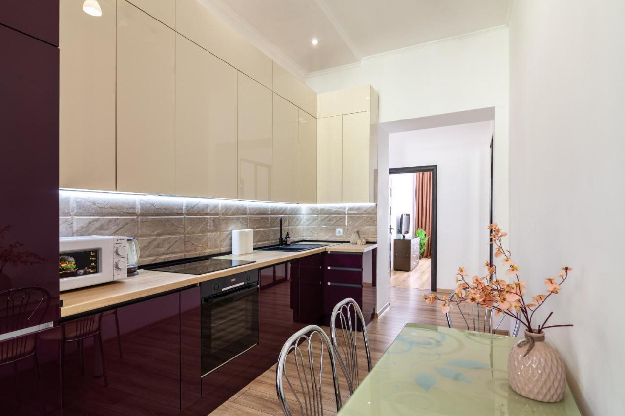 Avangard Liberty Avenue Apart Lviv Ngoại thất bức ảnh